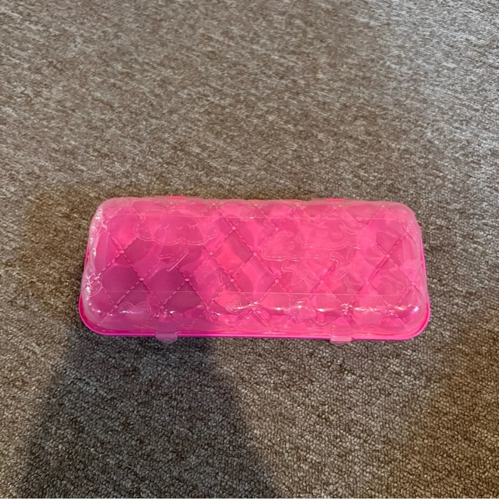 Hatchimals CollEGGtibles lot and carrying case 19 figures